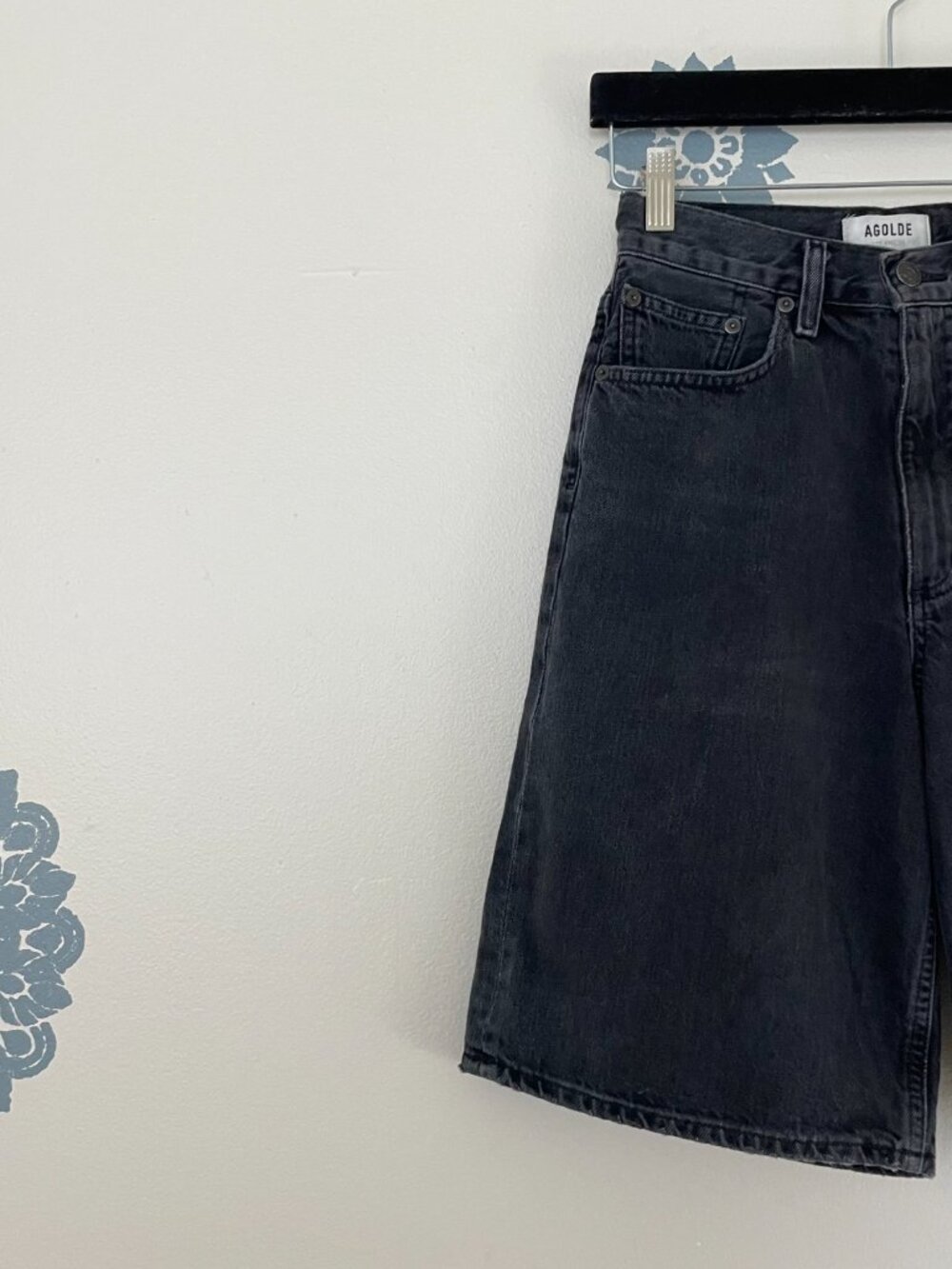 Agolde Lennox Culotte High Rise Rigid Denim Shorts in Photogram Black Size 25 - Picture 5 of 5